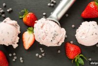 Velvety Strawberry Chocolate Chip Gelato