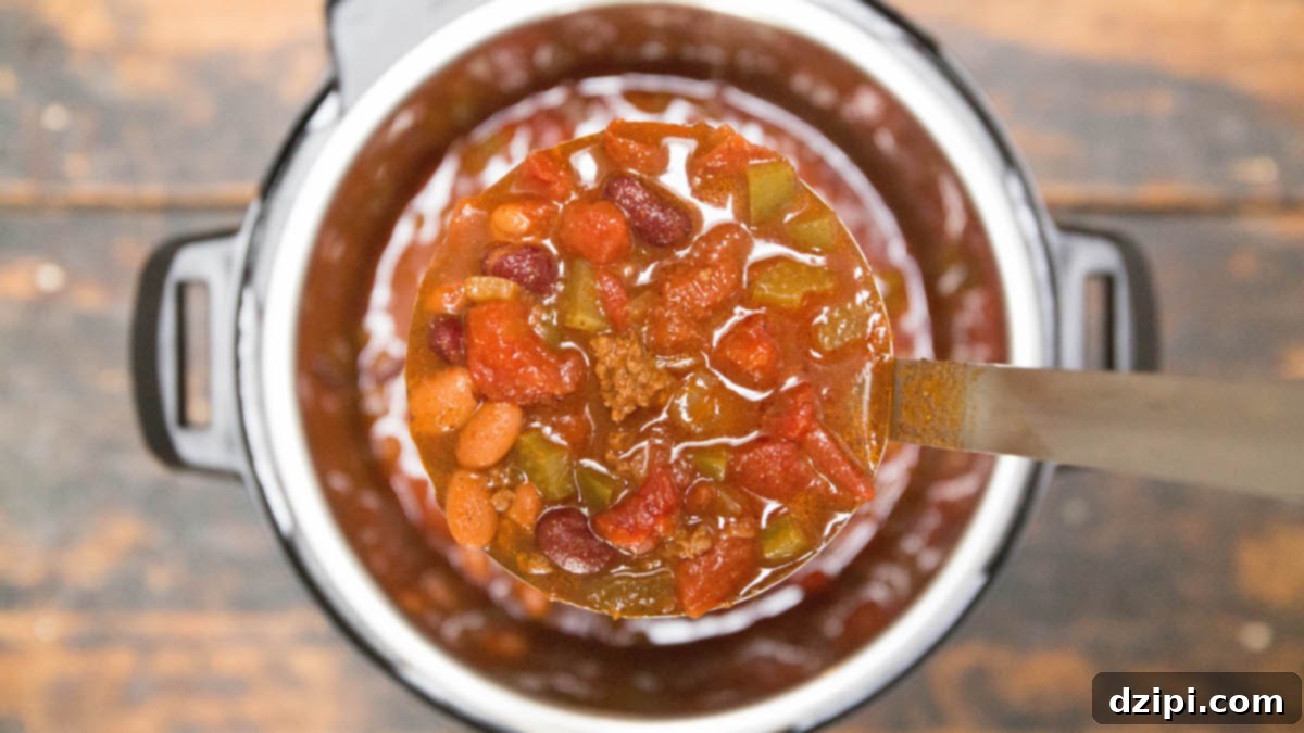 Instant Pot Copycat Wendys Chili 1 featured 8703